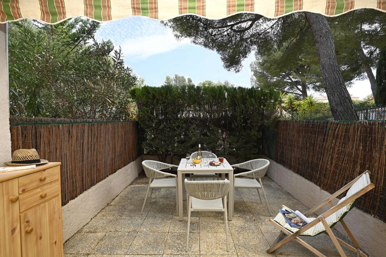 Charmant Studio 2A4 Pers Avec Jardin Et Place De Parking Situe A 5 Min A Pied De La Mer Bandol Zewnętrze zdjęcie