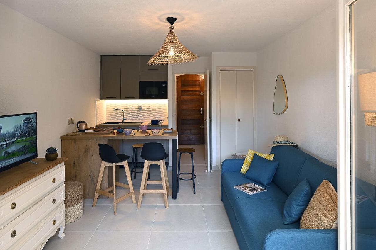 Charmant Studio 2A4 Pers Avec Jardin Et Place De Parking Situe A 5 Min A Pied De La Mer Bandol Zewnętrze zdjęcie